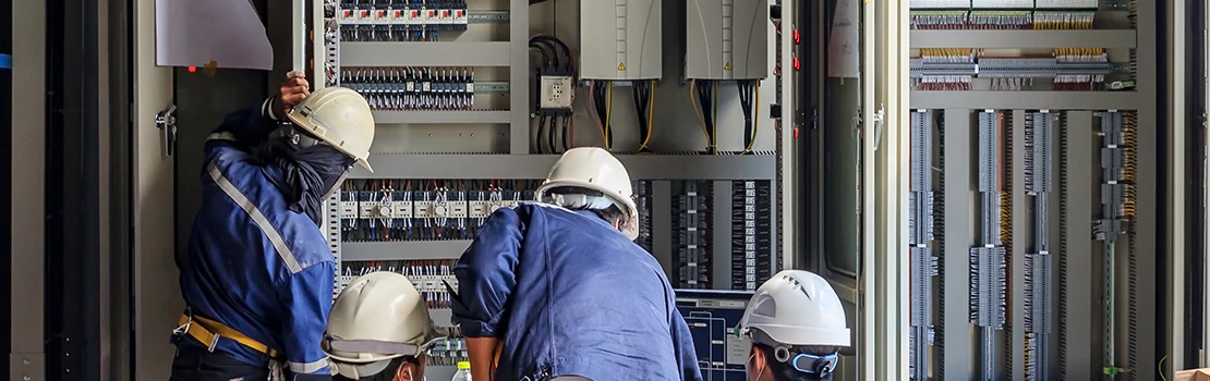 Industrial Electrician Services in UAE